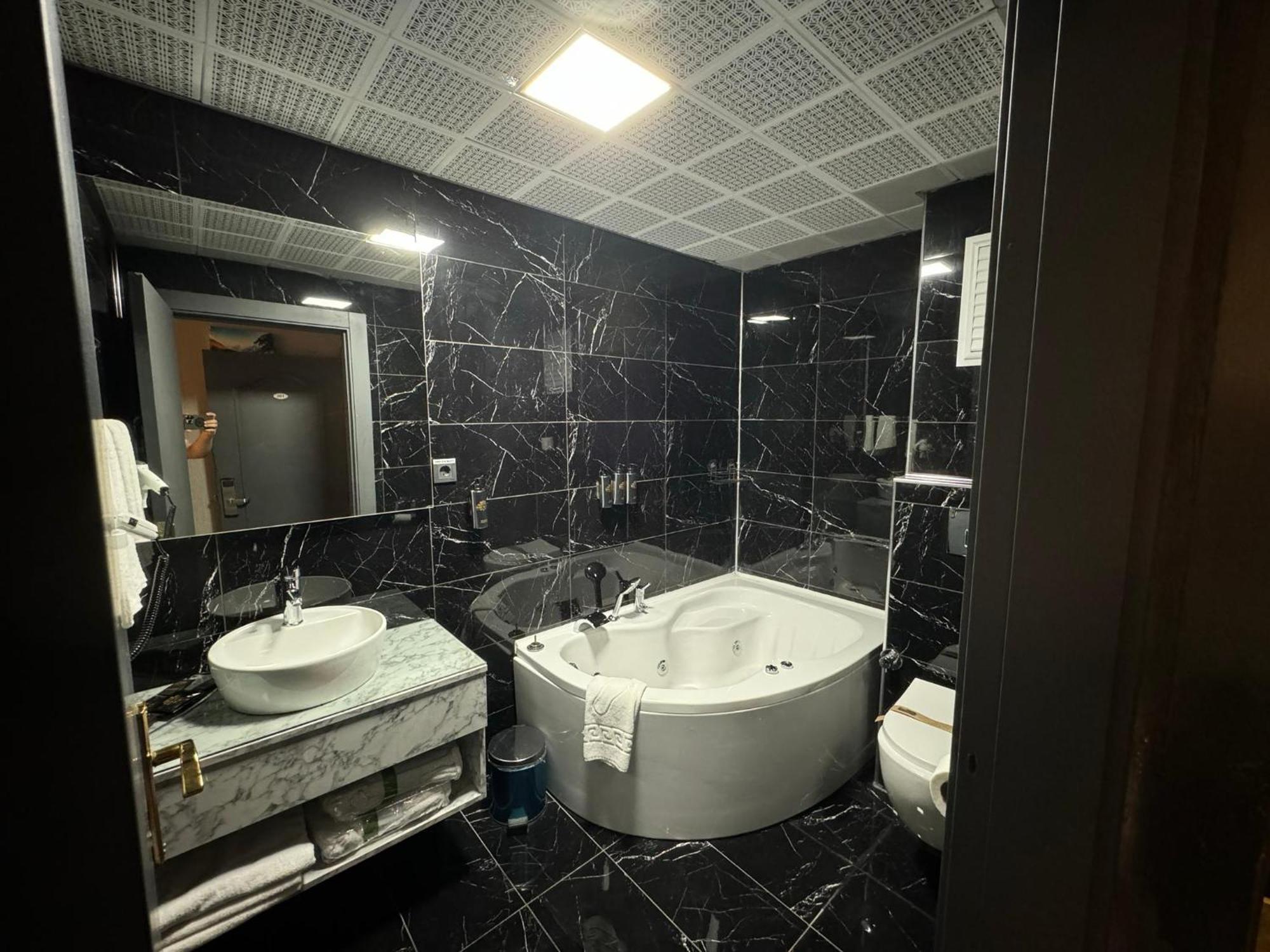 Bc Ruby Hotel Ankara Extérieur photo